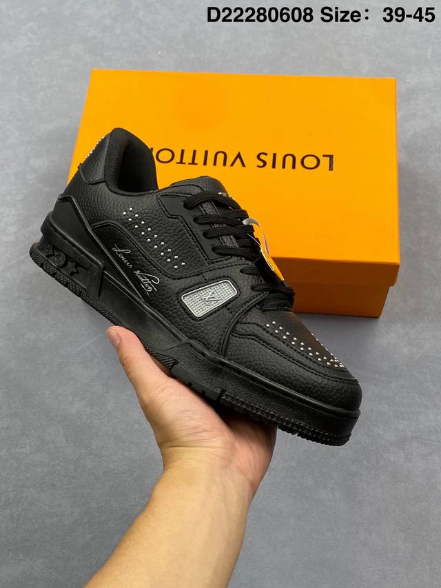 全新Lv路易威登Louis Vuitton Trainer Sneaker Low休闲运动文化百搭板鞋 ！ 货号：Aesu3Bmi81N350 尺码：39-45