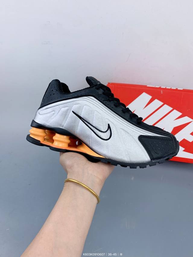 牙买加裔英国设计师 Martine Rose 今番再携去年与 Nike 合作推出联名鞋款 Nike Shox Mr4 全新配色回归 Size：如图 编码：K60