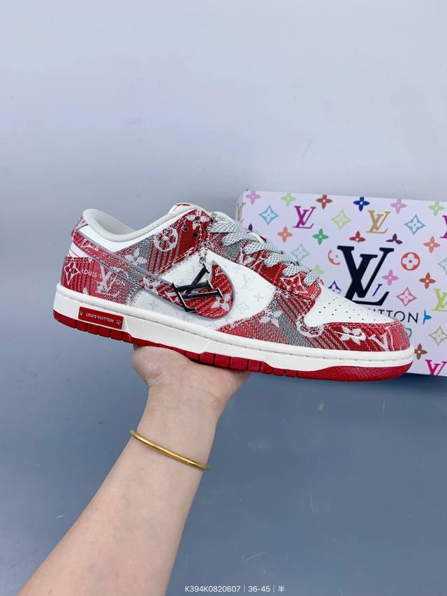 Nike Sb Dunk Low“Lv联名 灰红牛仔” 周年高端定制 低帮休闲板鞋 夜光效果 定制鞋盒 大厂纯原品质出货 超高清洁度 皮料切割干净无任何毛边 细