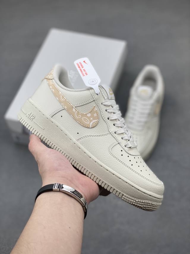 海外限量发售！公司级Nike Air Force 1 '07 Low 空军一号 低帮 运动鞋 休闲鞋 折边针车 工艺难度大 原楦头原纸板 原装鞋盒 定制五金配件
