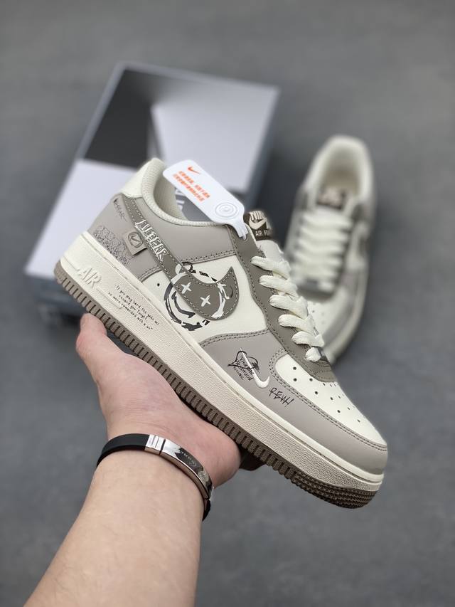 海外限量发售！公司级Nike Air Force 1 '07 Low 空军一号 低帮 运动鞋 休闲鞋 折边针车 工艺难度大 原楦头原纸板 原装鞋盒 定制五金配件