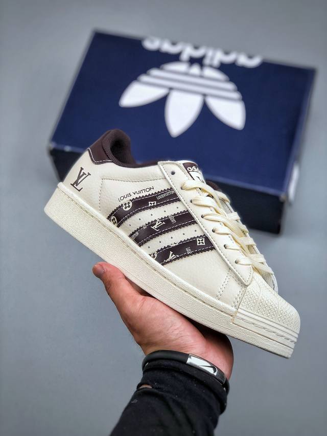 C版 Adidas Originals Superstar Lv联名款 经典贝壳头官网同步 实拍首发渠道正品订单 诠释市场最高工艺水平区别市面普通真标版本，进出