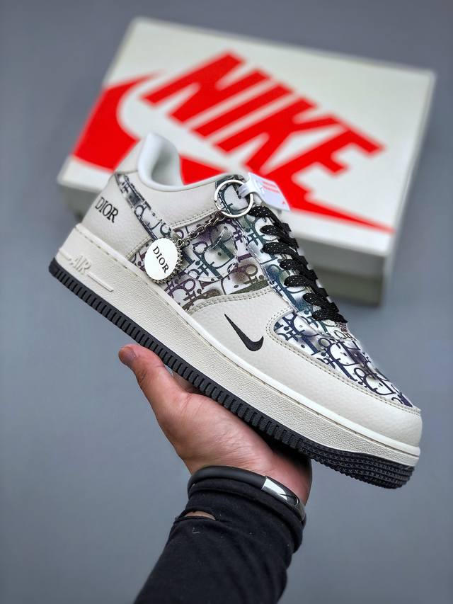 Nike Air Force 1'07 Low 迪奥联名 灰色插花 空军一号低帮休闲板鞋 Df0188-064 #原楦头原纸板 原装鞋盒 定制五金配件 内置全掌