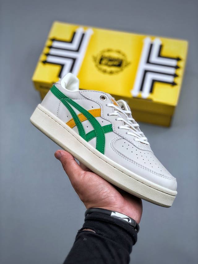 亚瑟士 鬼冢虎 Onitsuka Gsm Sd 复古中性运动鞋 货号：1183A803-103尺码：36 37 38 39 40.5 41.5 42 43.5