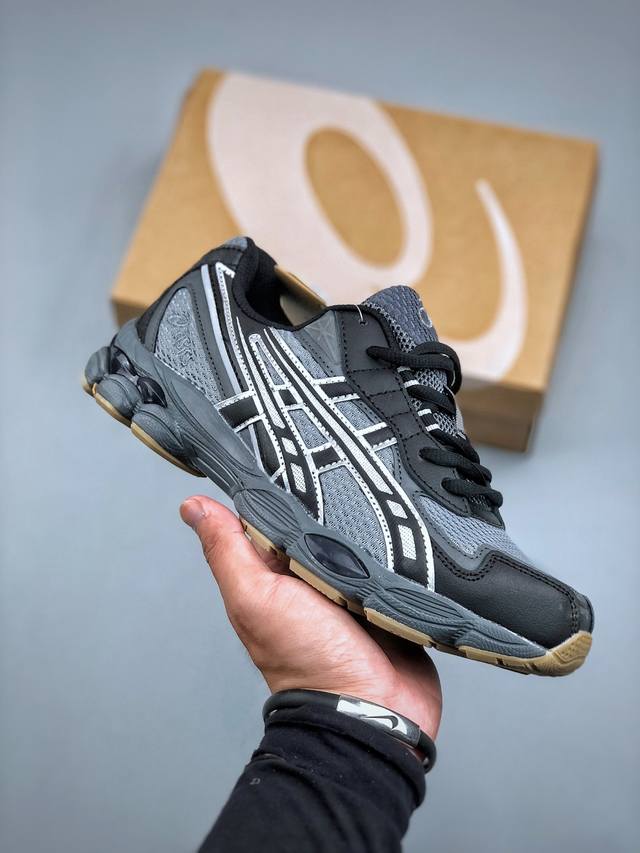 Asics 亚瑟士Gel-Nyc 2055透气网眼鞋面配合部分合成革材质 采用全新Ahar+橡胶材质 更加耐磨货号: 3A542-022 尺码:36-45半