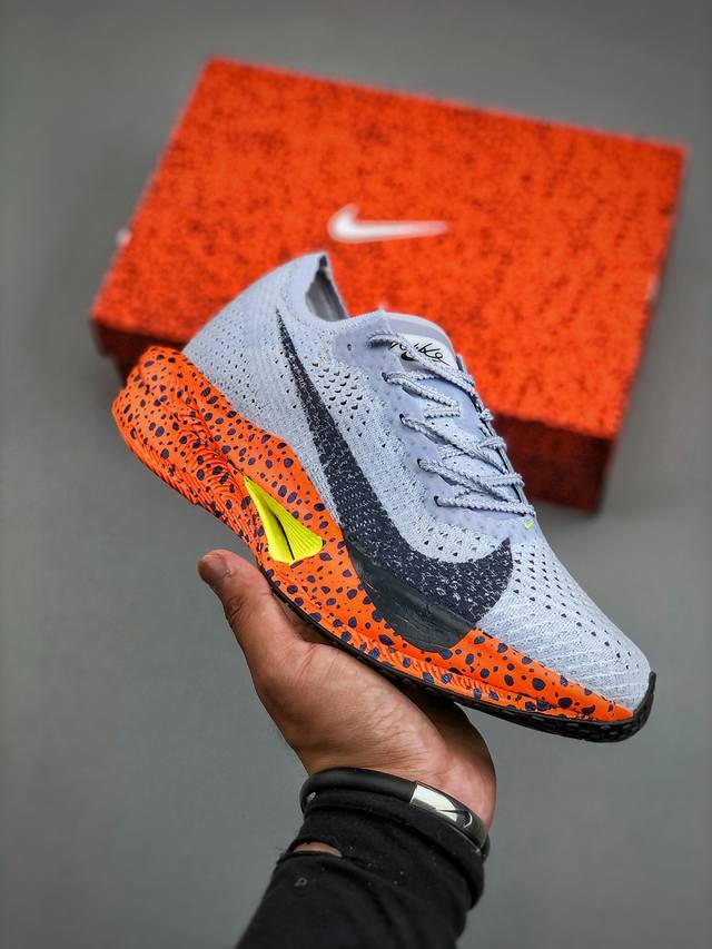 Nike Zoomx Vaporfly Next% 3 马拉松 泡棉超轻缓震运动慢跑鞋 采用全新Vaporweave科技轻量网织半镂空轻薄透气鞋面#搭载双层Zo