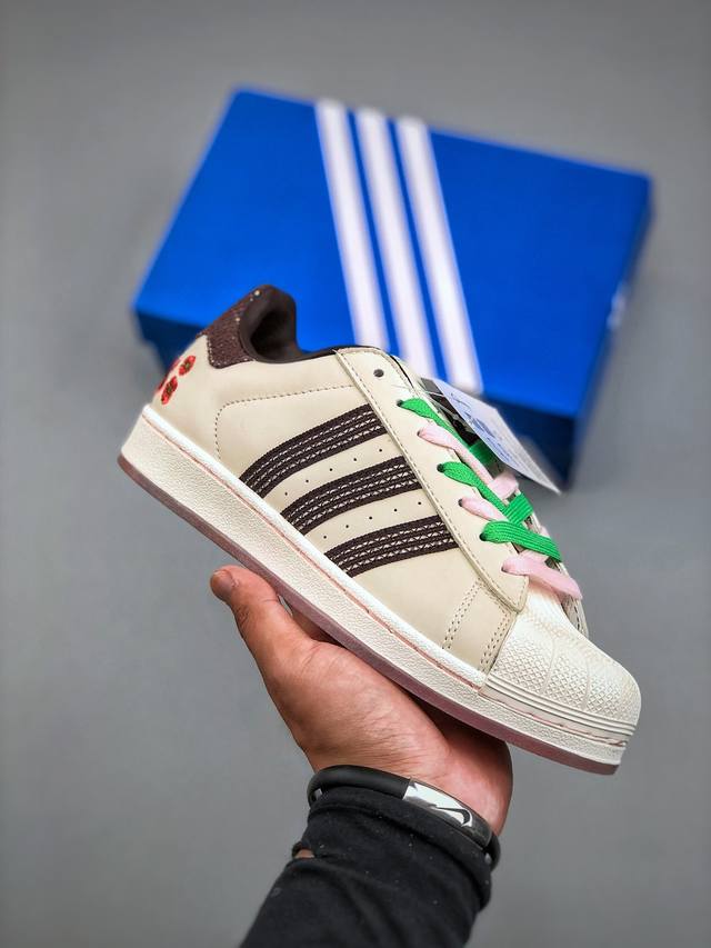 Adidas Originals Superstar贝壳头系列 阿迪达斯 低帮经典百搭休闲运动板鞋货号:Jh7759 尺码:35 36.5 37 38 38.5