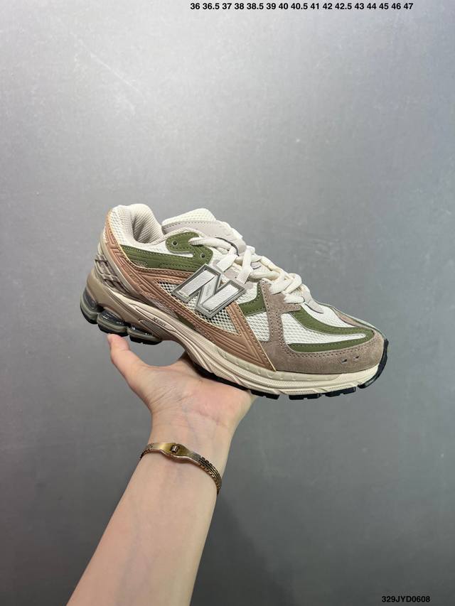 公司级New Balance M1906系列复古单品宝藏老爹鞋款 公司级版本复古元素叠加 质感超级棒 楦版型材料细节做工精细 作为Nb最经典的档案鞋型之一 与