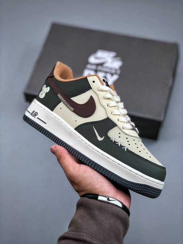 F版 海外爆款限量发售！高端定制Nike Air Force 1 '07 Low 暴力熊联名--- 米白深棕绿 高端定制 低帮休闲板鞋 定制鞋盒 大厂纯原品质出