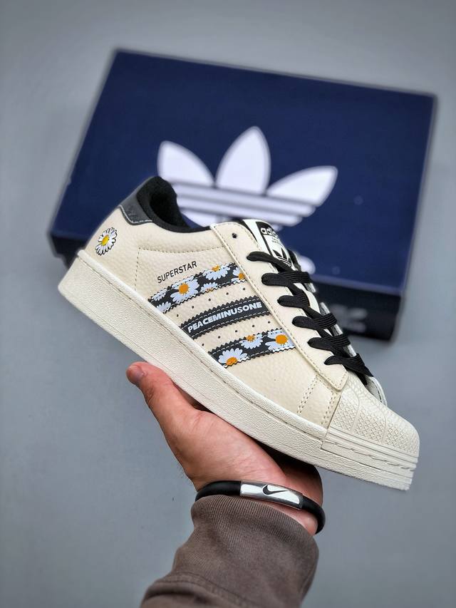C版 Adidas Originals Superstar 小雏菊 经典贝壳头官网同步 实拍首发渠道正品订单 诠释市场最高工艺水平区别市面普通真标版本，进出专柜