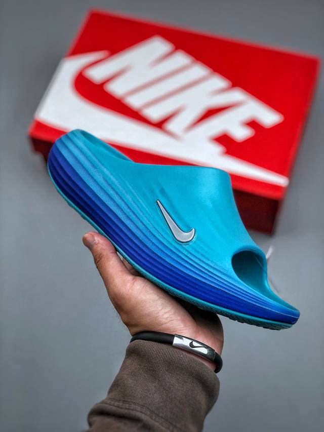 Nike Reactx Rejuven8 Slide耐克 简约舒适 洞洞鞋由兼具轻便性和耐用性的Eva泡沫打造拖鞋的外观十分吸引人 融合了舒适与时尚的元素 延续