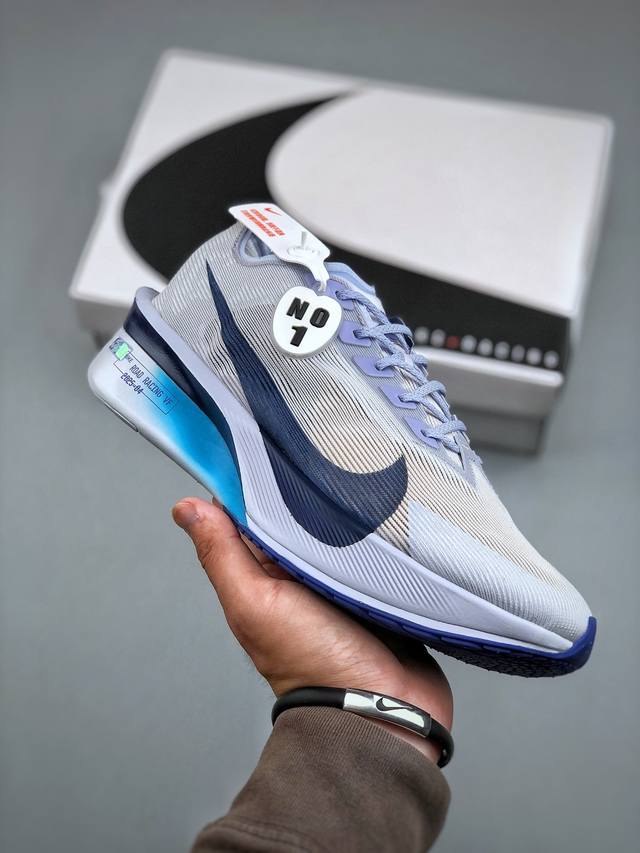 纯原 Nike Zoomx Vaporfly Next% 4 马拉松系列公路竞速超轻缓震跑步鞋 Hf6414-001 #鞋款轻盈，同时保持出色性能表现。此鞋款质