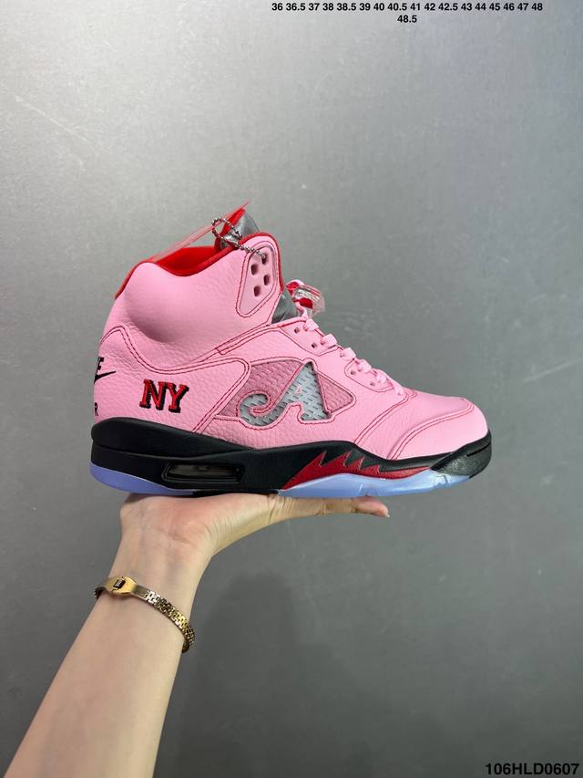 公司级Nike Air Jordan 5 Low 乔丹Aj5代低帮复古休闲文化篮球鞋。Air Jordan创立于1985年是Nike旗下以史上最著名的Nba球星