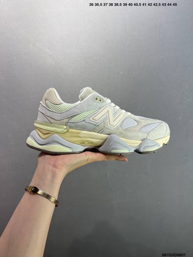 公司级Joe Freshgoods X New Balance Nb9060 联名款 复古休闲运动慢跑鞋 鞋款灵感源自设计师本人对夏日的怀日回忆。鞋面大身由空间