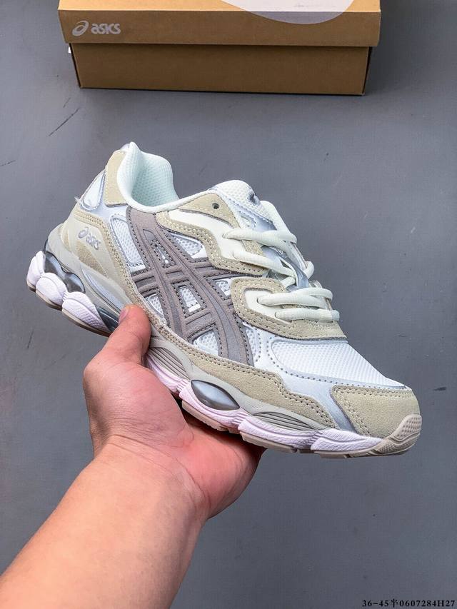 Asics 亚瑟士Gel-Nyc 2055透气网眼鞋面配合部分合成革材质 采用全新Ahar+橡胶材质 更加耐磨 0607284H27