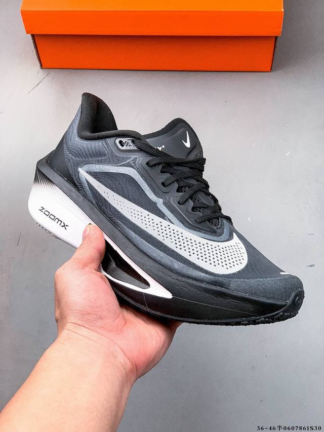 公司级！耐克Nike Zoom Fly 6 竞速飞行6代系列低帮轻质缓震透气休闲运动跑步鞋 Nike旗下主打竞速训练的Zoom Fly 6突然官宣，让不少跑步玩