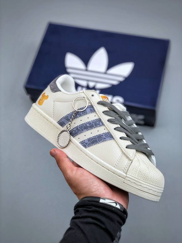 Adidas Originals Superstar 暴力熊联名款 经典贝壳头官网同步 实拍首发渠道正品订单 诠释市场最高工艺水平区别市面普通真标版本，进出专柜