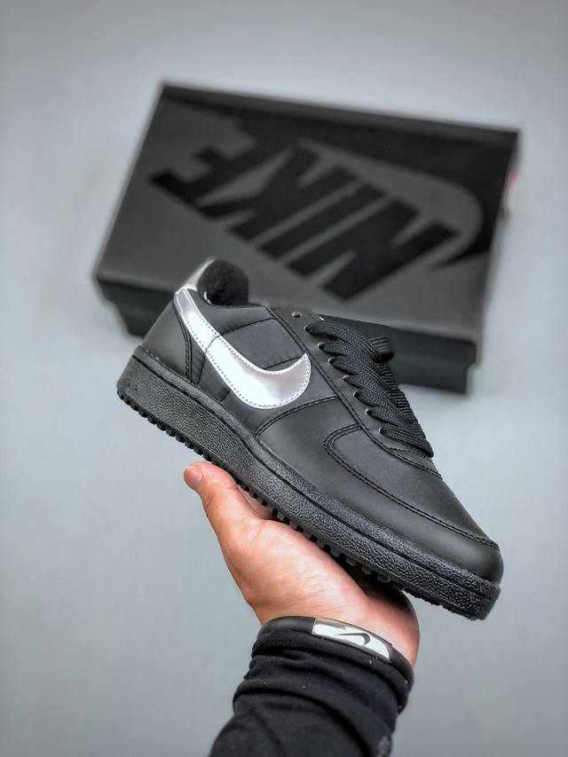 Nike Field General 低帮复古联名篮球鞋 低帮复古联名篮球鞋引领潮流的Union La再次大胆挑战设计界限 倾力重塑 注入多元且极具辨识度的品牌