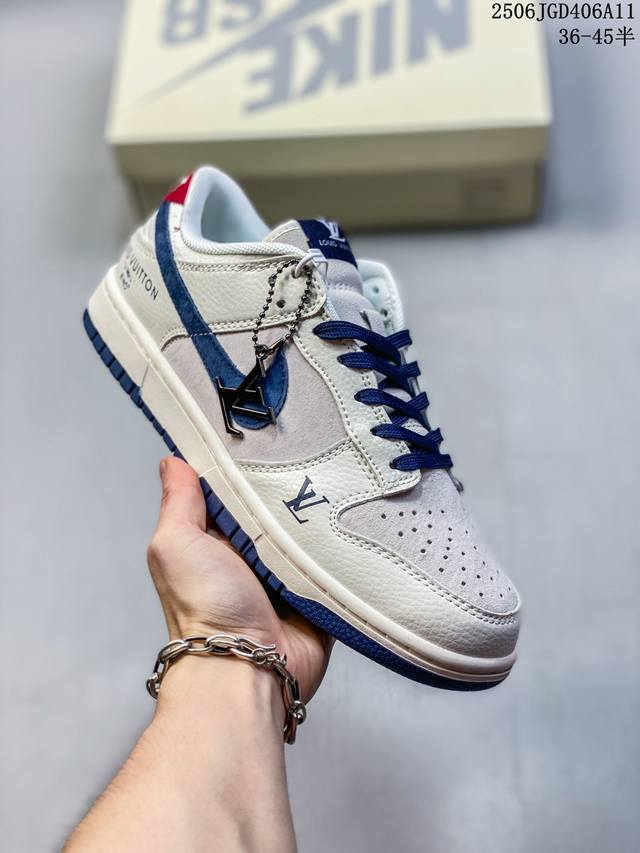 海外爆款限量发售！公司级 Nike Sb Dunk Low“Lv联名 翻毛藏蓝” 周年高端定制 低帮休闲板鞋 定制鞋盒 大厂纯原品质出货 超高清洁度 皮料切割干