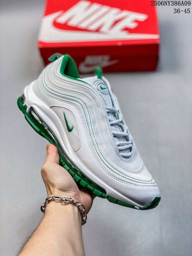 耐克 Nike Air Max 97 小勾子弹复古全掌气垫休闲运动鞋，正确子弹头鞋型 鞋身Swoosh视觉呈现效果。 以创新搭载可视全掌Max Air和演绎疾速