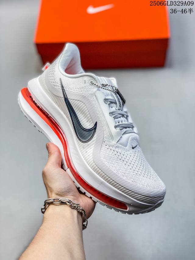 耐克 Nike Pegasuspremium系列休闲运动鞋 全掌气垫舒适缓震跑步鞋 在独有Air科技加持下，Nike带来全新Pegasus Premium。 这