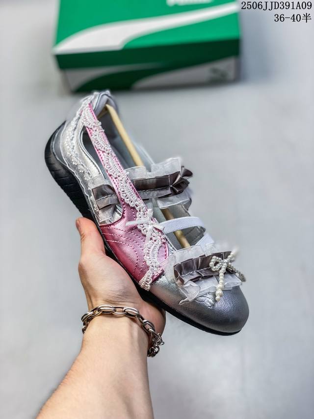 彪马 Puma Speedcat Ballet 芭蕾舞鞋玛丽珍鞋女士运动休闲鞋Puma彪马女鞋Speedcat Ls朴彩英同款赛车鞋 翻毛皮休闲鞋，Puma推出