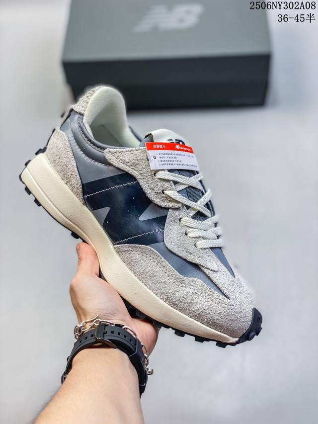 真标New Balance Ms327 复古休闲运动慢跑鞋 以更纯粹的复古风格设计打造的全新造型 侧身还以解构设计 将 N 字标志以做旧压花样式呈现 官方货号:
