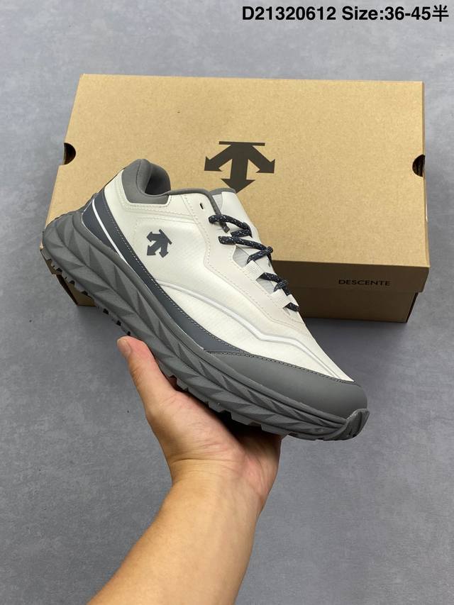 公司级迪桑特Descente Terrain D 舒适 防滑耐磨 低帮 生活休闲鞋 货号:Sq123Lcr34 尺码:36 36.5 37.5 38 38.5