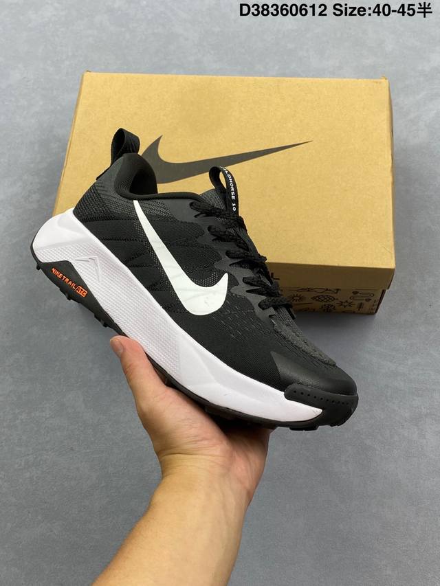 耐克Nike Reactx Wildhorse 10越野跑步鞋 登月兼顾迅疾外观和稳固脚感 后跟覆面和中足动态支撑巧妙融合 缔造稳定顺畅的迈步体验 货号：Fq0