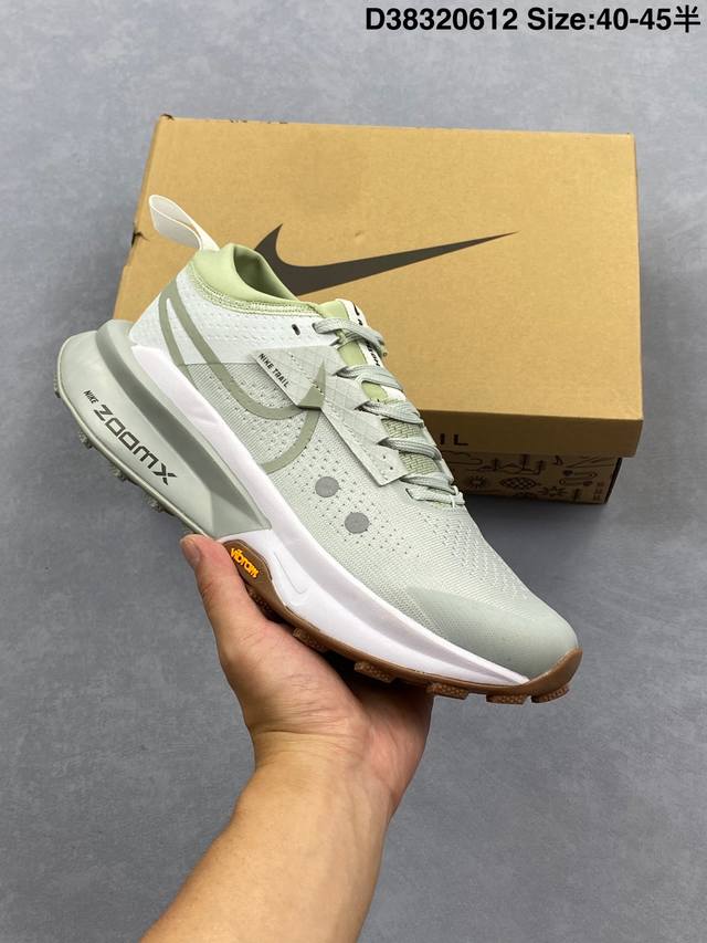 耐克Nike Reactx Wildhorse 10越野跑步鞋 登月兼顾迅疾外观和稳固脚感 后跟覆面和中足动态支撑巧妙融合 缔造稳定顺畅的迈步体验 货号：Fq0