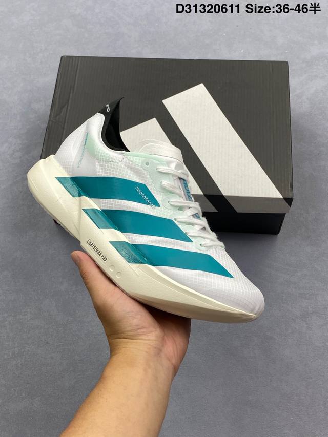 公司级Adidas Adizero Adios Pro 4M 马拉松飞线贾卡轻质透气休闲运动跑步鞋 采用双层透气网纱 Flywire动态飞线绑缚鞋面材质 内置Z