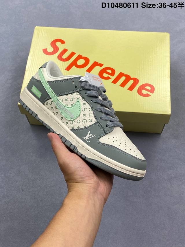 耐克Nike Dunk Low 扣篮系列 复古低帮休闲运动滑板板鞋采用脚感柔软舒适Zoomair气垫有效吸收滑板等极限运动在落地时带来的冲击力 为街头运动者们提