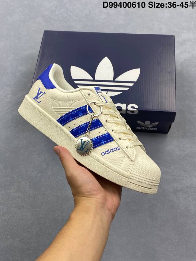 阿迪达斯Adidas三叶草 Originals Superstar贝壳头’Diy’系列低帮经典百搭休闲运动板鞋 原装头层材料 用料绝不含糊 独家版型蒸餾加工帶來