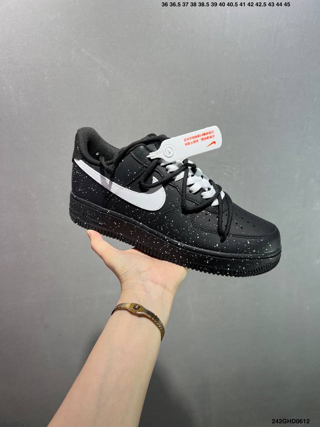 公司级Nike Air Force1 07 Low 定制空军 #原楦头原纸板 打造纯正空军版型 #专注外贸渠道 全掌内置蜂窝气垫 #原盒配件 原厂中底钢印、拉帮