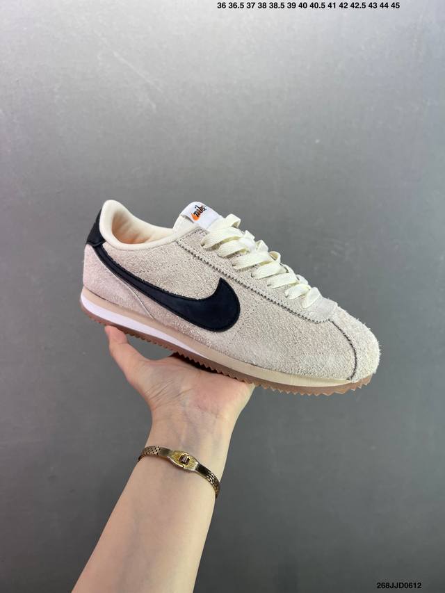 Nike Classic Cortez 耐克经典轻便舒适阿甘鞋休闲跑步鞋运动鞋 纯粹而执着的精神 使得Cortez种在了一代人的心里 无论是否喜欢它复古的鞋型