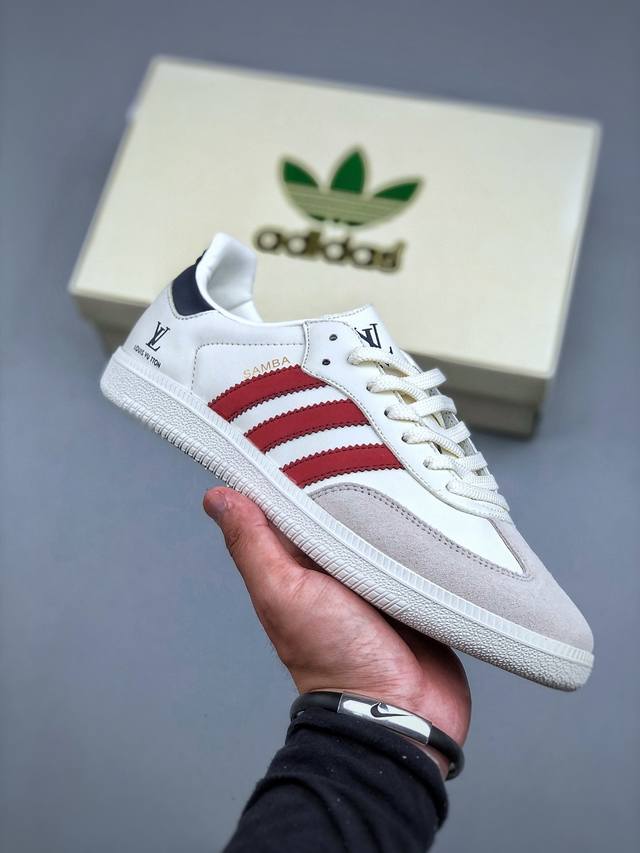 C版 Adidas Originals Samba Og ‘Diy’桑巴舞系列 阿迪达斯 三叶草绅士德训足球风百搭低帮休闲运动板鞋原装头层材料 用料绝不含糊 独