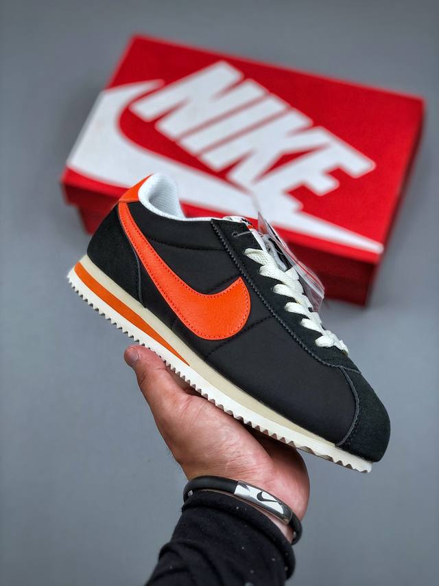 Nike Classic Cortez经典阿甘休闲跑步鞋 货号：Hf0263 003 尺码：36-45 半