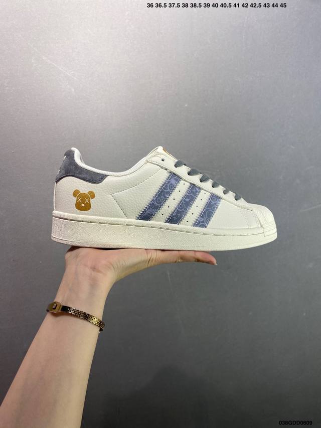核心私 公司级Adidas Originals Gazelle Indoor 三叶草休闲防滑耐磨低帮板鞋 纯原版本 鞋头出色设计 塑就出众贴合感 稳固的后跟贴合