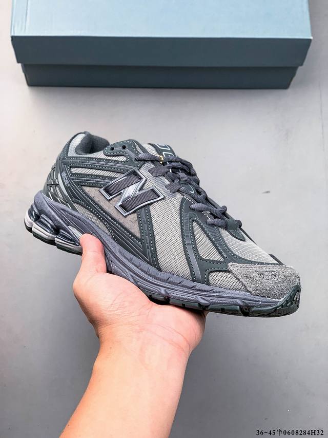 New Balance M1906Ri Nb宝藏老爹鞋款，复古元素叠加，质感超级棒，楦版型材料细节做工精细，货如实拍图 作为Nb最经典的档案鞋型之一，与 2一样