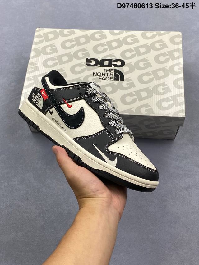耐克Nike Dunk Low 扣篮系列 复古低帮休闲运动滑板板鞋采用脚感柔软舒适Zoomair气垫有效吸收滑板等极限运动在落地时带来的冲击力 为街头运动者们提