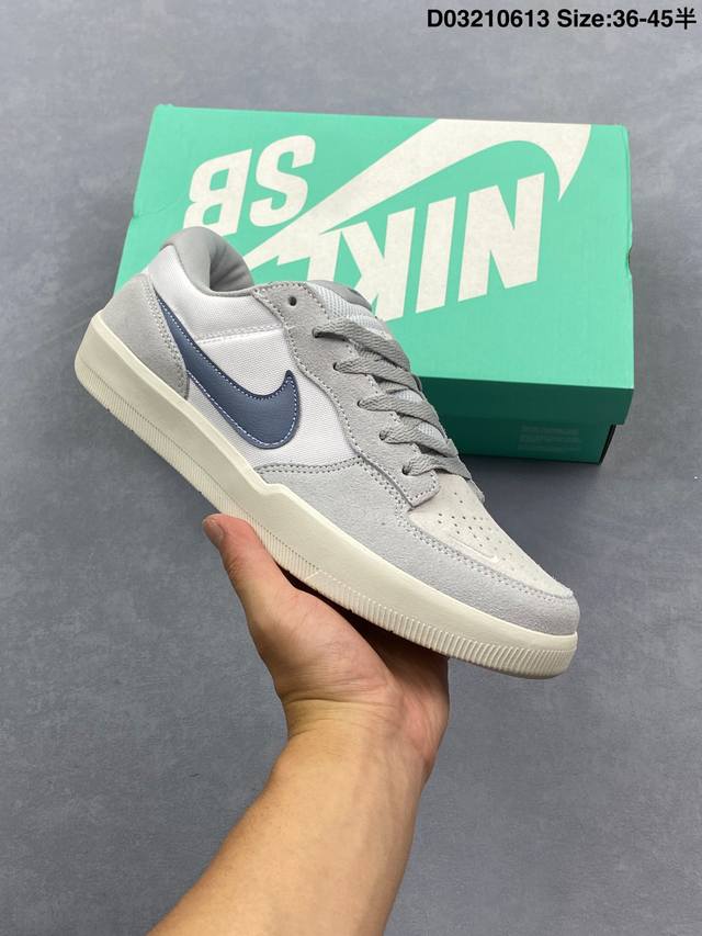 耐克Nike Sb Force 58 硫化杯底 传统篮球风格 原楦版型 Nike Sb Force 58 男 女滑板鞋采用包边设计 经久耐穿 硫化结构则有效提升