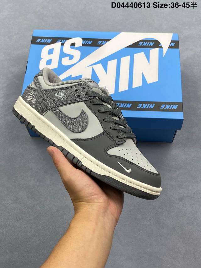 耐克Nike Dunk Low 板鞋 Sb系列 古驰 Gucci配色 经典百搭休闲运动板鞋加厚鞋舌的填充，使舒适性大大提升，同时也更方便穿脱中底部分则加入了脚感