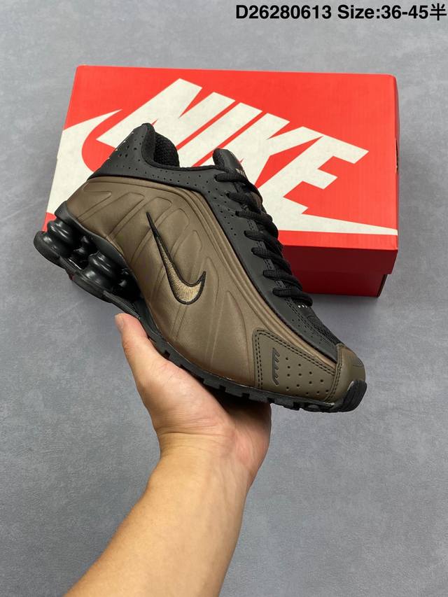Nike Shox Mr4 世纪战履 经典轮回再现 牙买加裔英国设计师 Martine Rose 今番再携去年与 Nike 合作推出联名鞋款 该鞋款最初于品牌