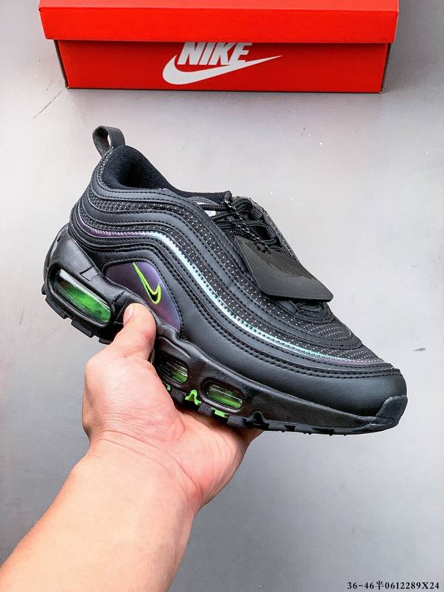 Division Street X Nike Air Max 95 97 “ Ducks Of A Feather ” 新款缓震运动休闲鞋 这款鞋的一大亮点是融