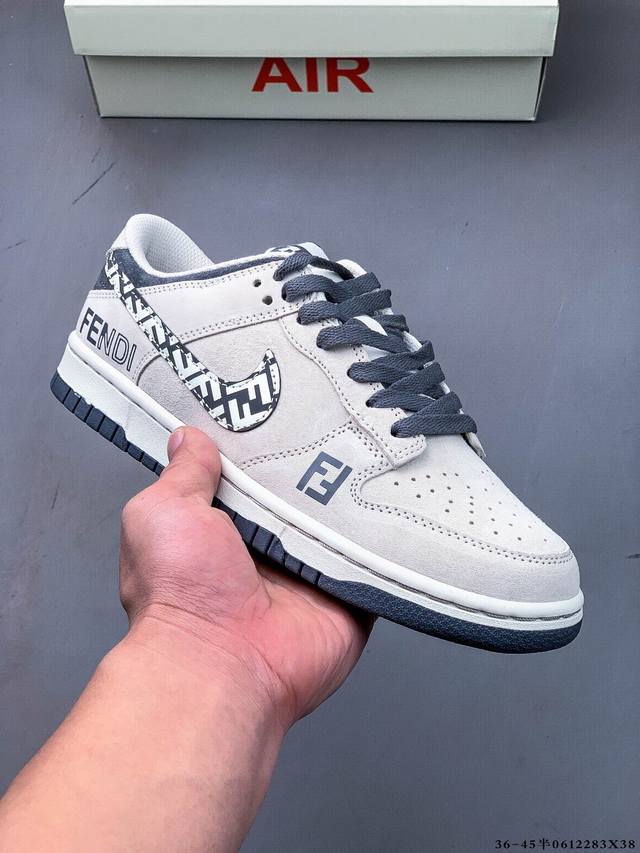 Nike Dunk Sb Low耐克 低帮滑板鞋 纯原生产线！头层带芯片！打造市面Dunk Sb系列标杆！ 全套原厂纸板，原楦头，唯一越南进口贝利皮！一切遵循公