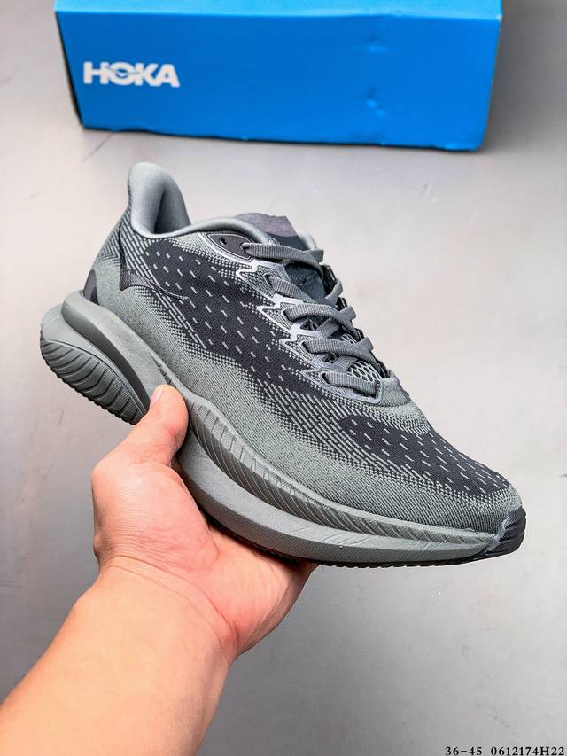 Hoka Mach 6 马赫6 新一代极限轻量竞速跑鞋 Hoka全新Mach 6回弹训练与推进感提升，布局更好速度操控的灵巧性，将日常大众化，亦适合出赛穿着。M