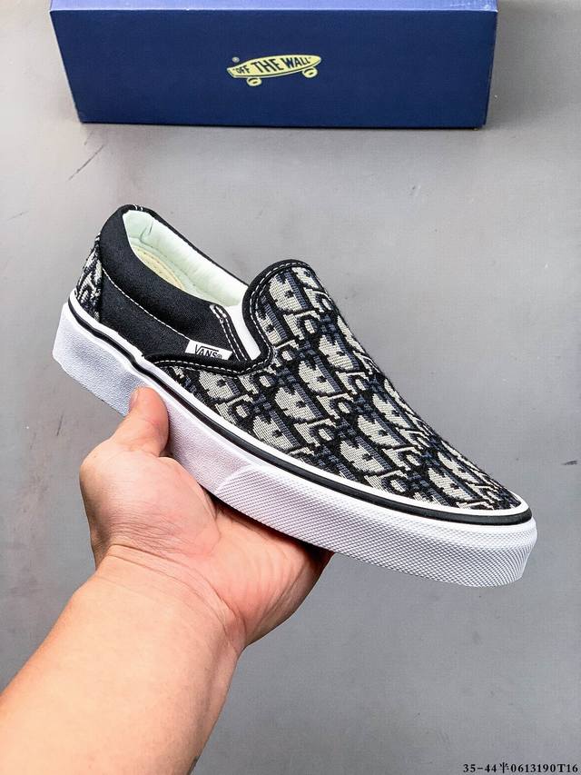 万斯Vans Classic Slip-On 低帮百搭休闲帆布板鞋 0613 T16