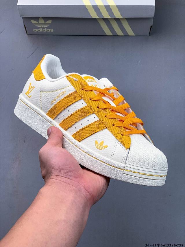 公司级头层！阿迪达斯Adidas Superstar 贝壳头经典百搭休闲板鞋 渠道正品订单 诠释市场最高工艺水平 贝壳头经典小白板鞋 专柜上架同步配色 全鞋进口