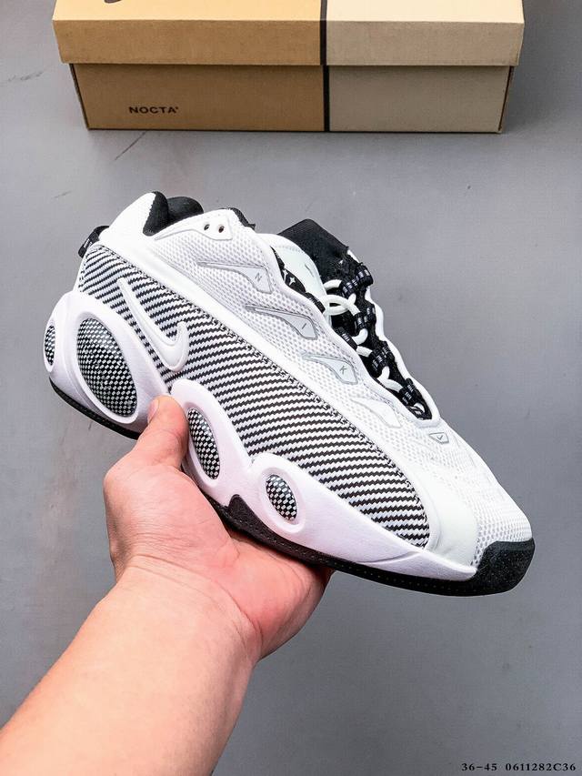 Nike Glide × Nocta 联名大眼睛运动休闲鞋 借鉴 Zoom Flight 95 设计，加入当代设计元素。鞋款融合“凸眼”和反光设计，塑就醒目外观