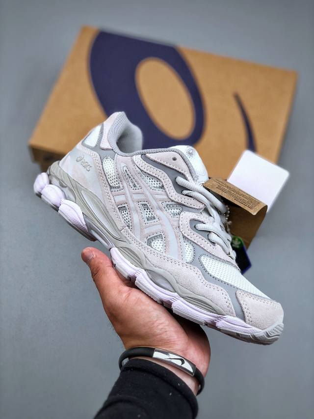 Asics Gel-Nyc 系列低帮复古休闲运动慢跑鞋“浅灰白”1203A663-101 尺码：36-45 半